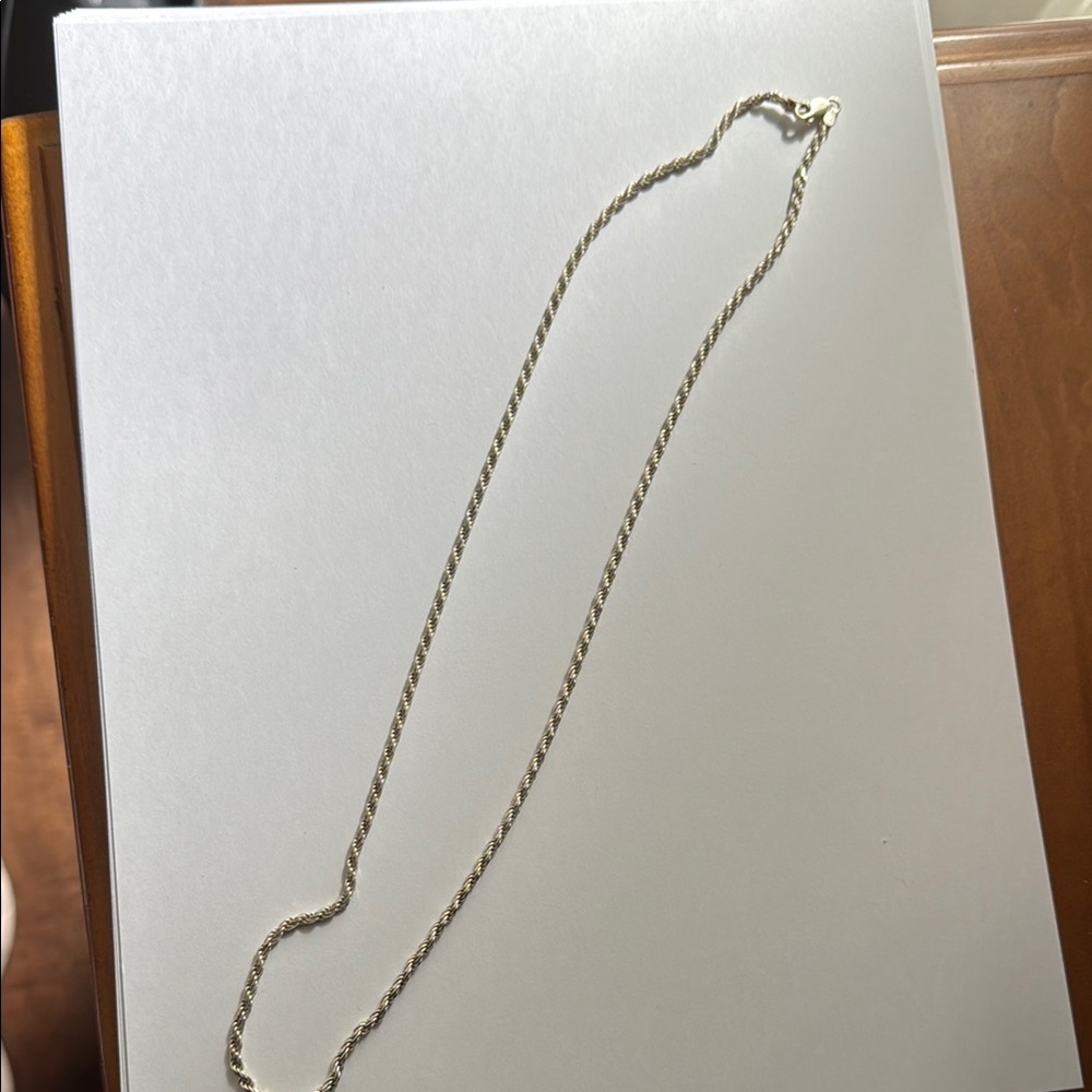 Elegant Gold Chain Necklace